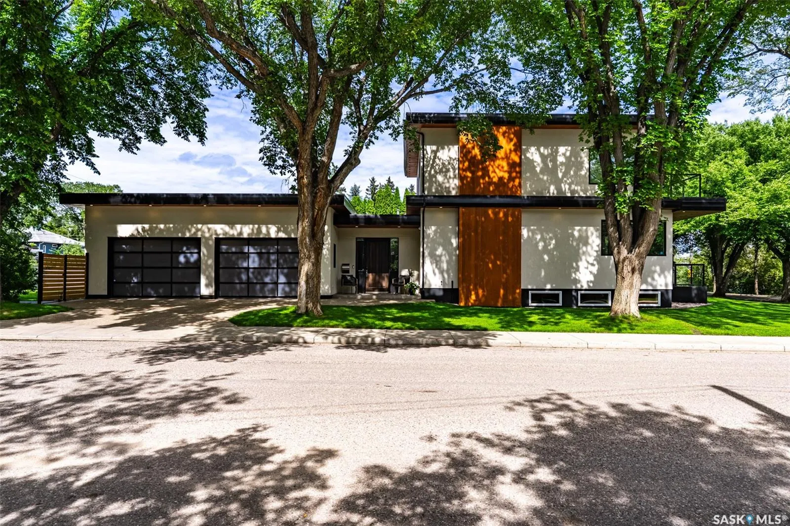 1150 Spadina CRESCENT E