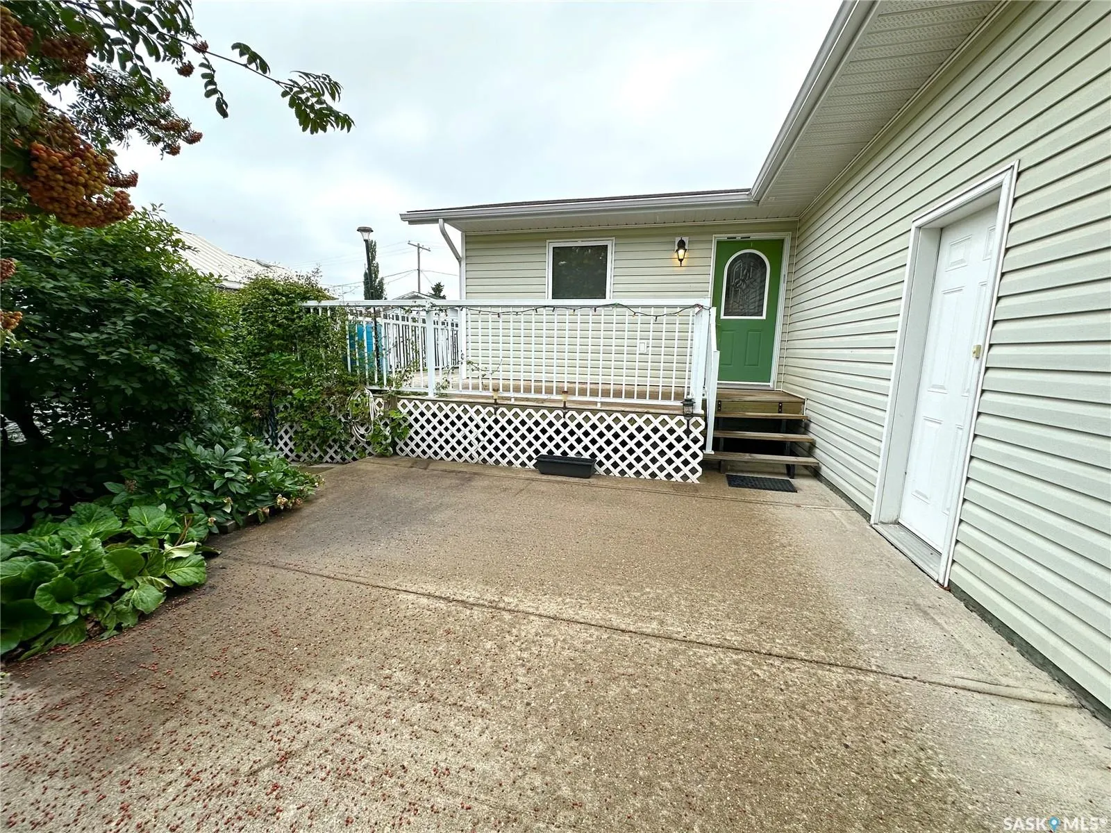 220 3rd STREET E