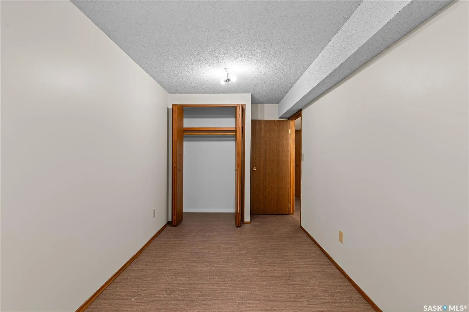 206 Postnikoff CRESCENT