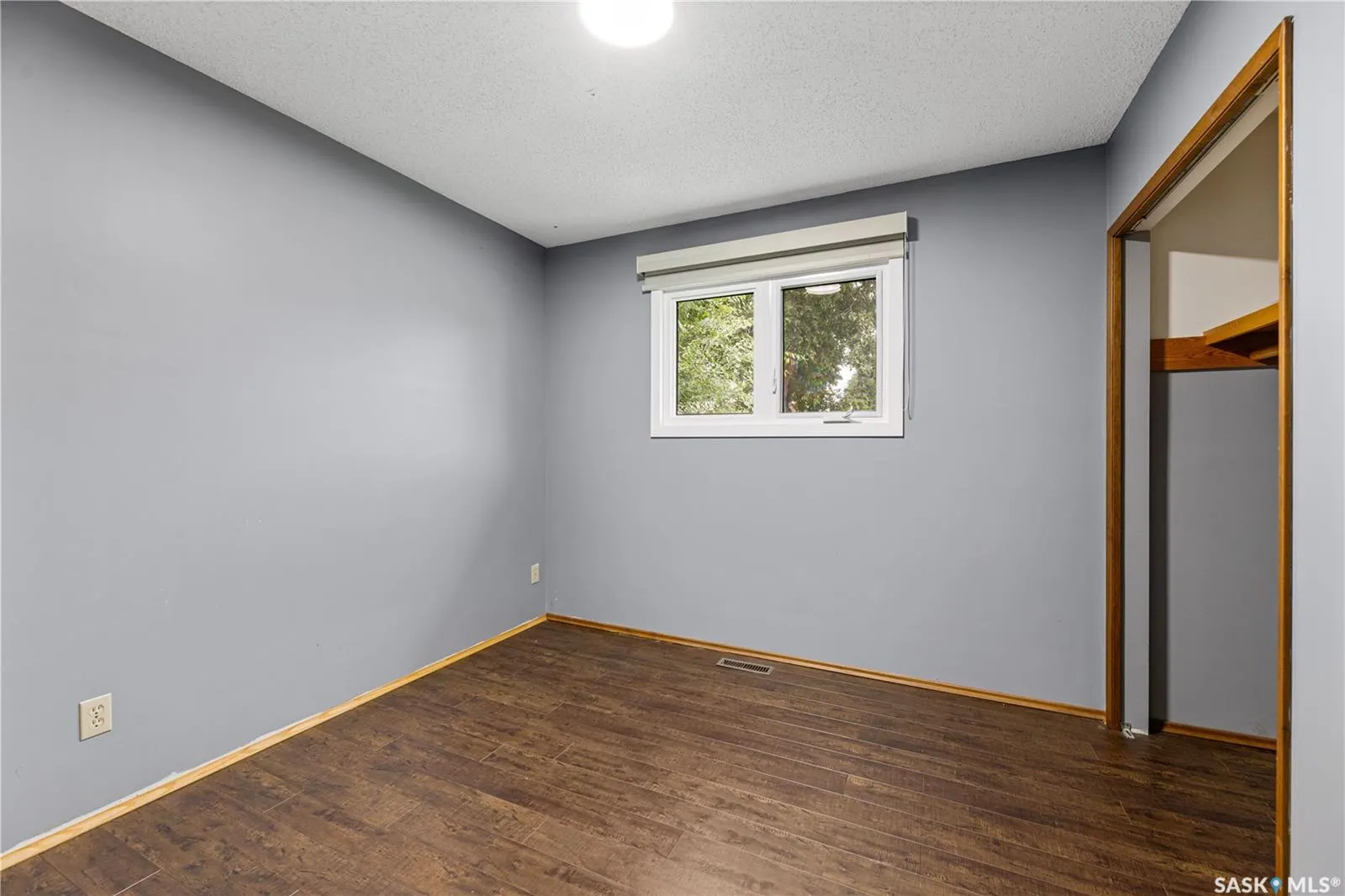206 Postnikoff CRESCENT