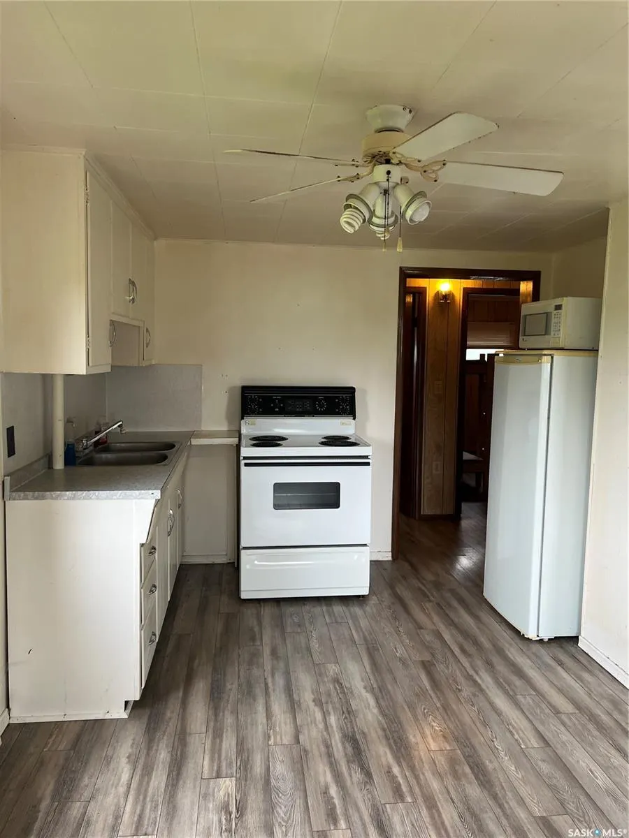 132 Second AVENUE