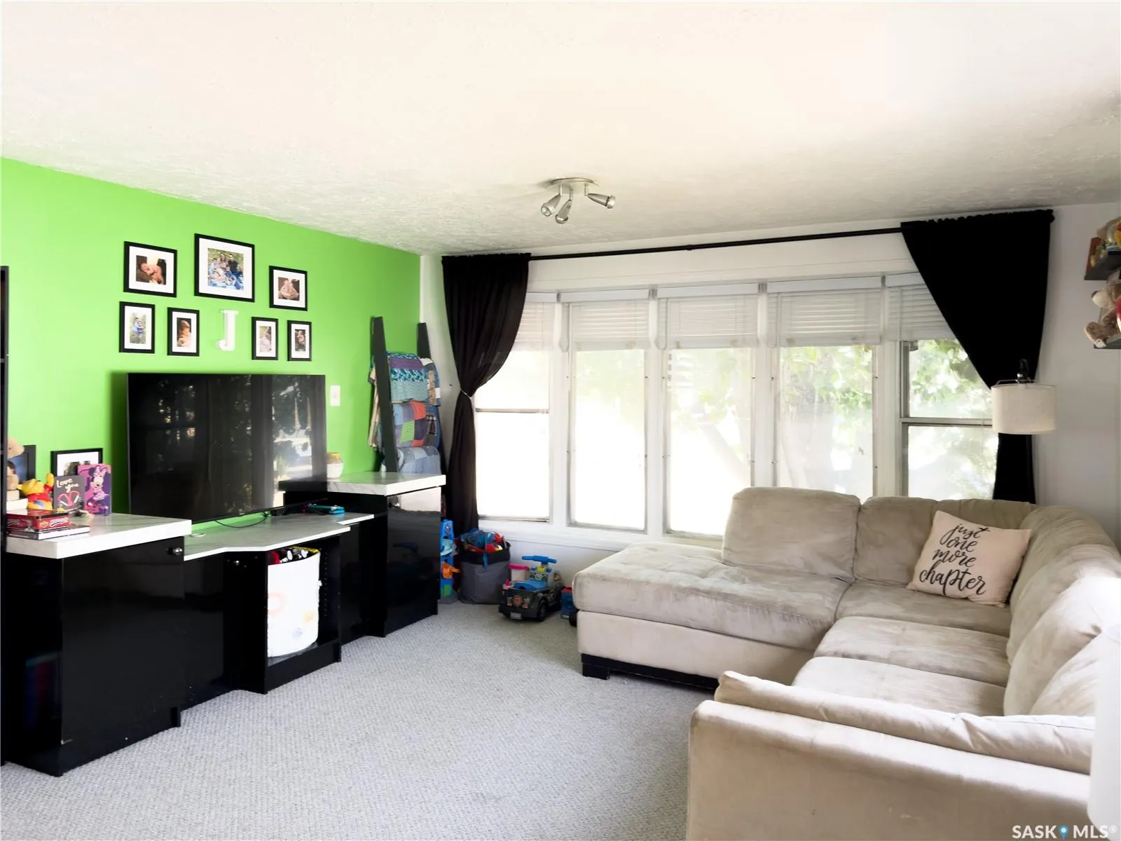64 Mulberry ROAD