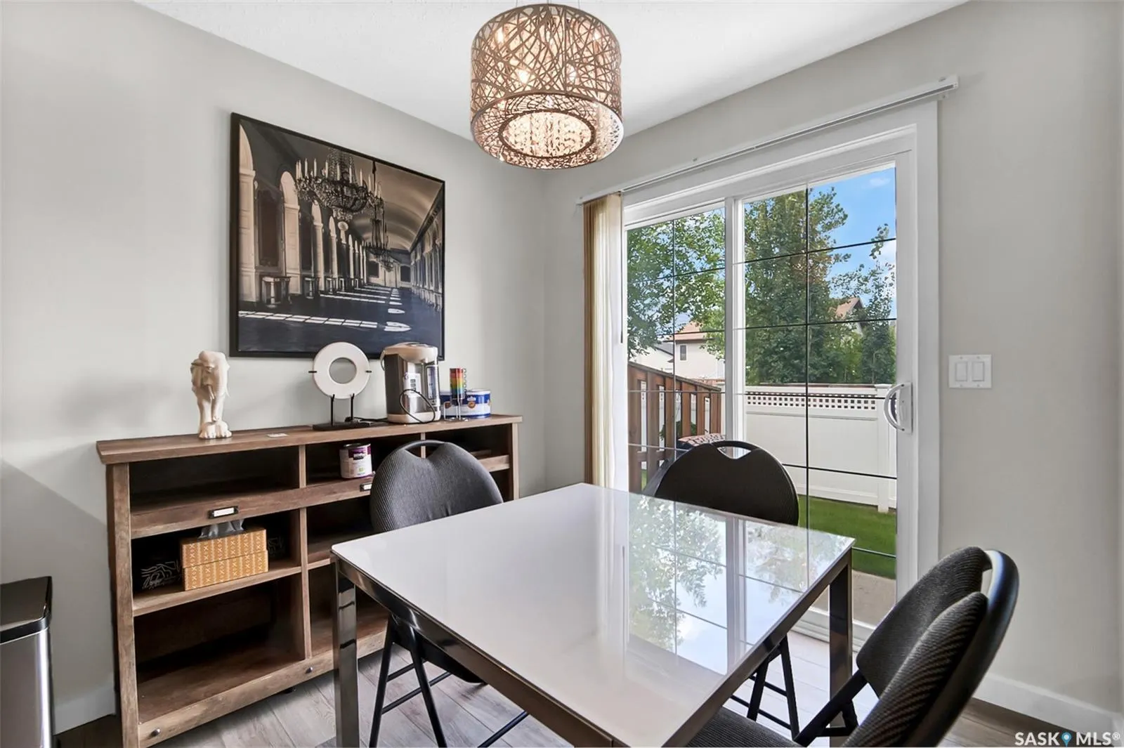 410 Ledingham WAY, #317