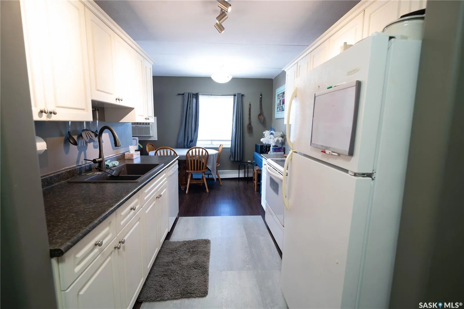 20 Assiniboine DRIVE, #38