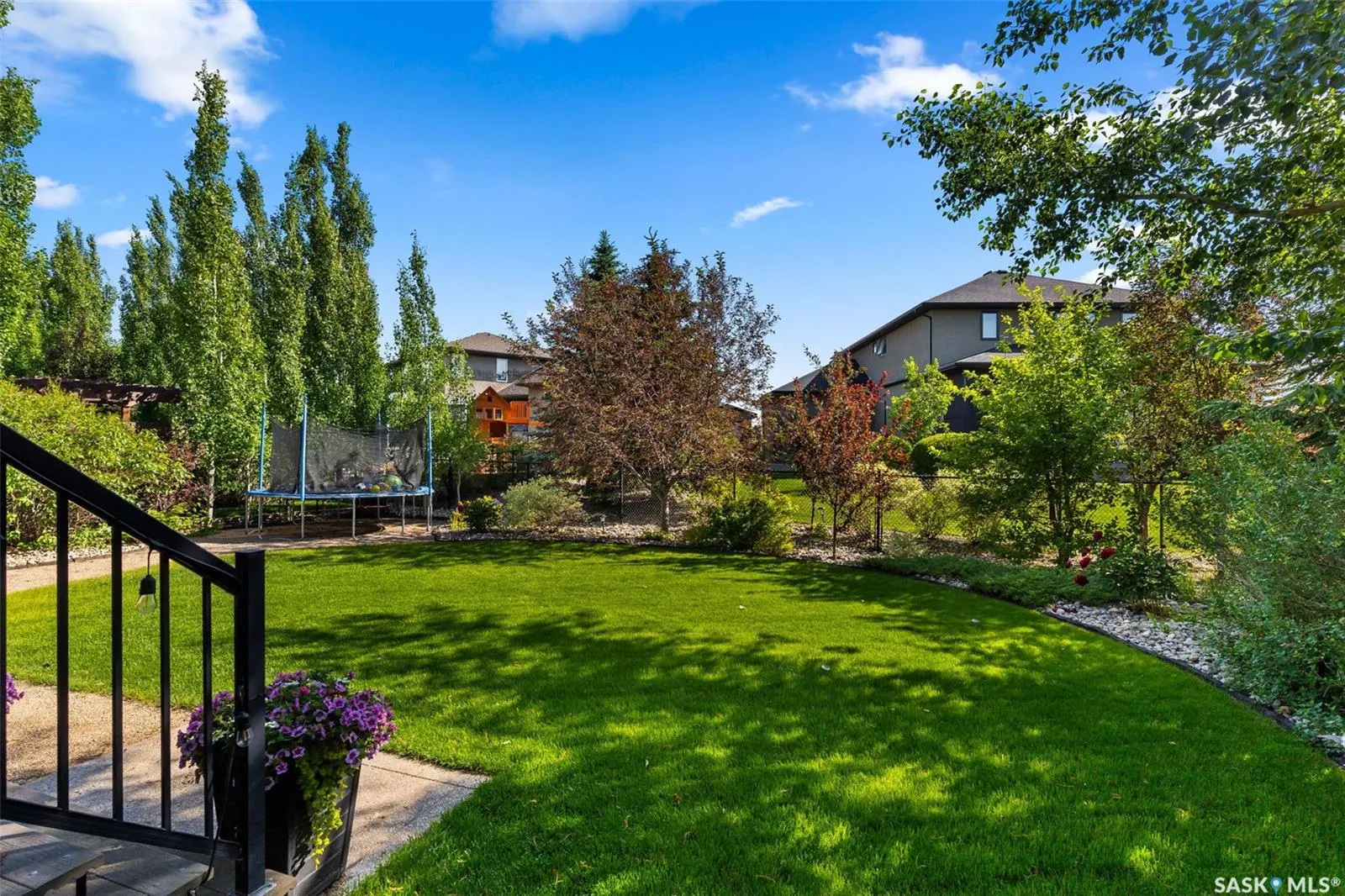 45 Emerald Creek DRIVE