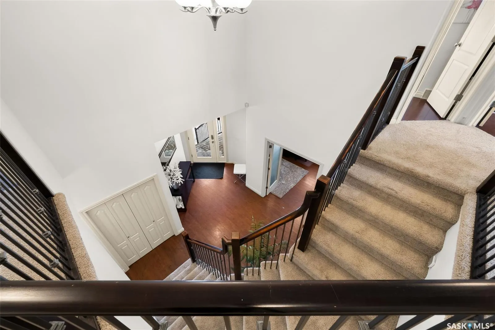 45 Emerald Creek DRIVE