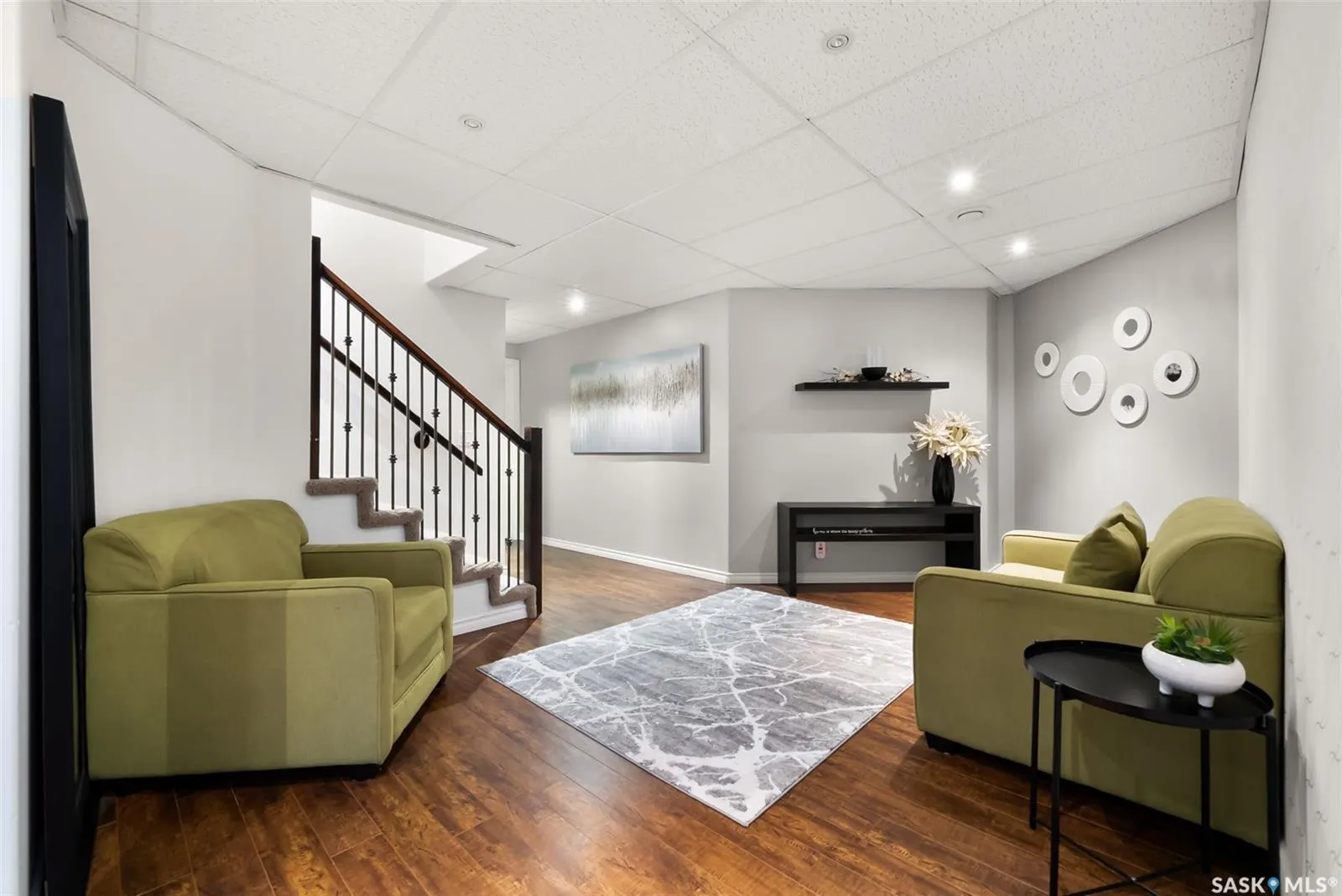 45 Emerald Creek DRIVE