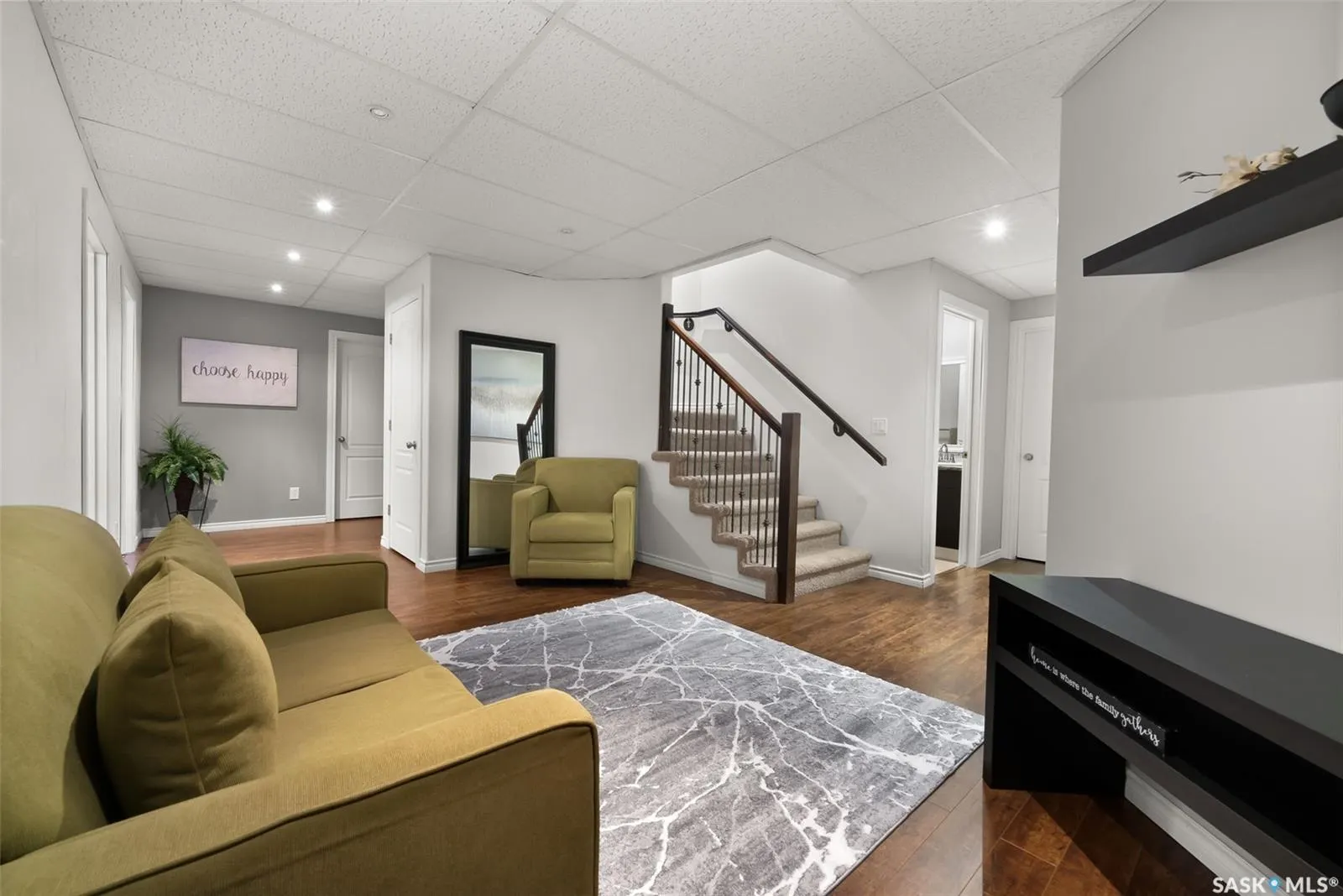 45 Emerald Creek DRIVE