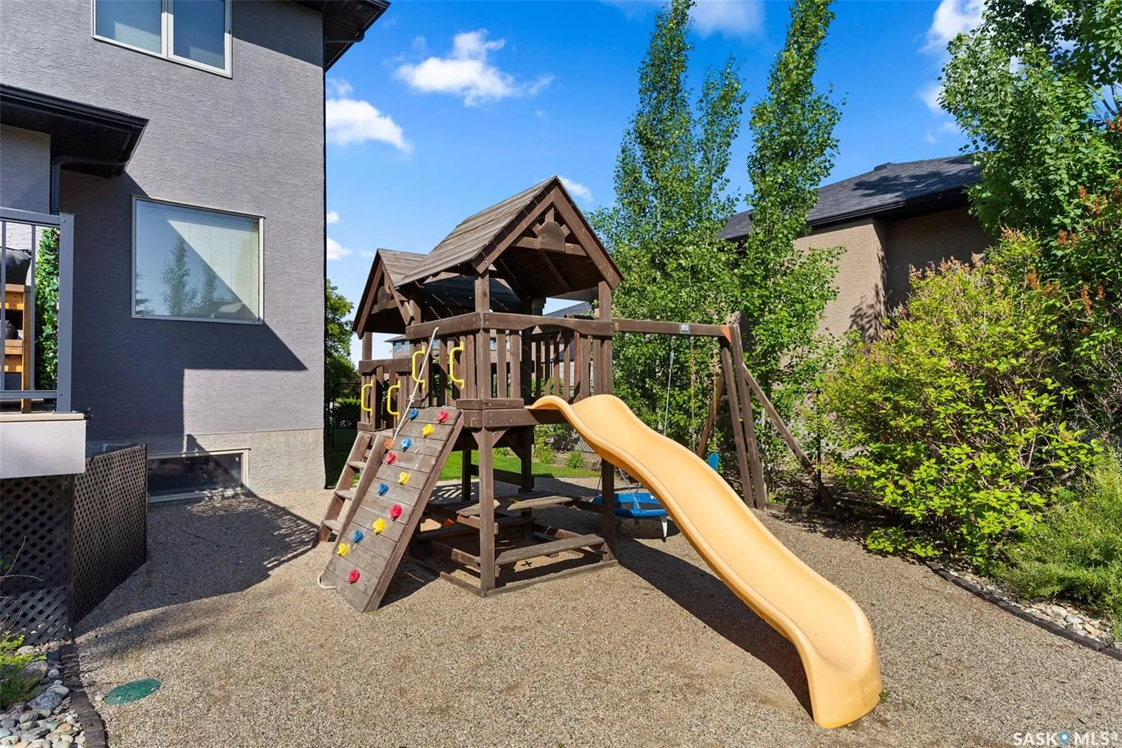 45 Emerald Creek DRIVE