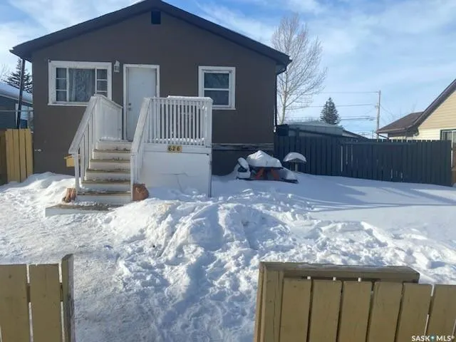 626 Mctavish STREET