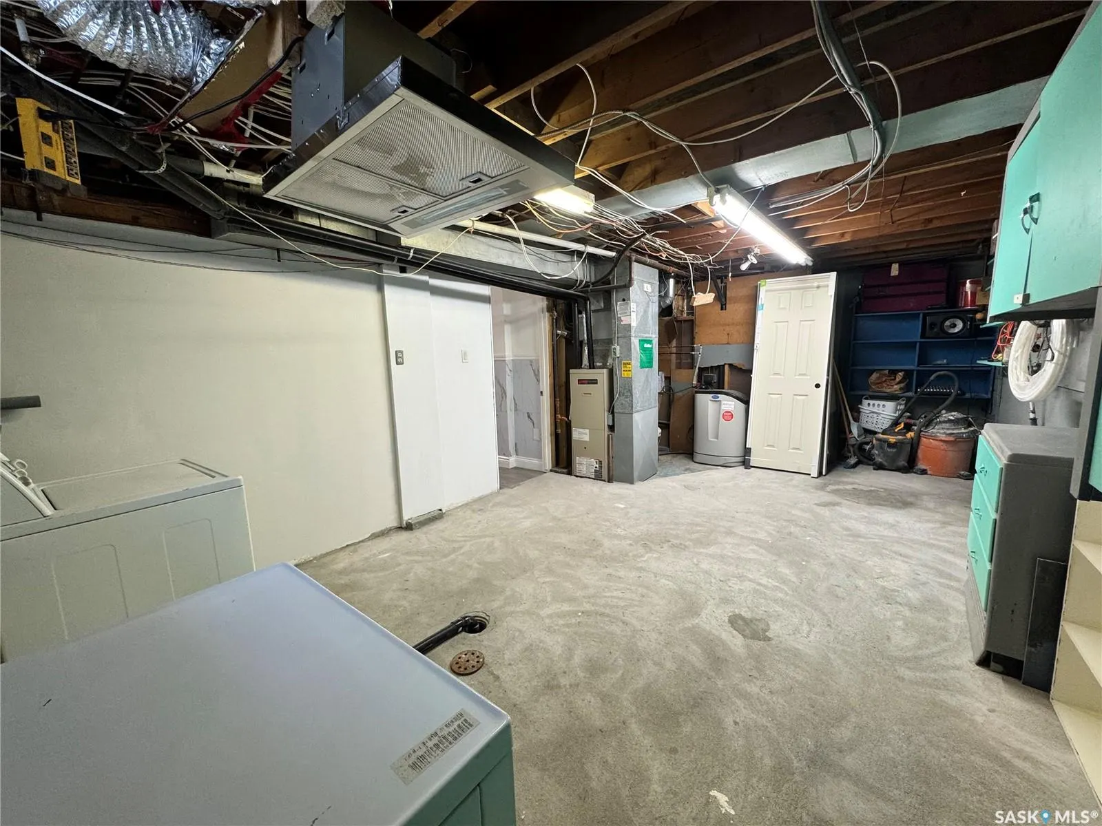 1327 Royal STREET