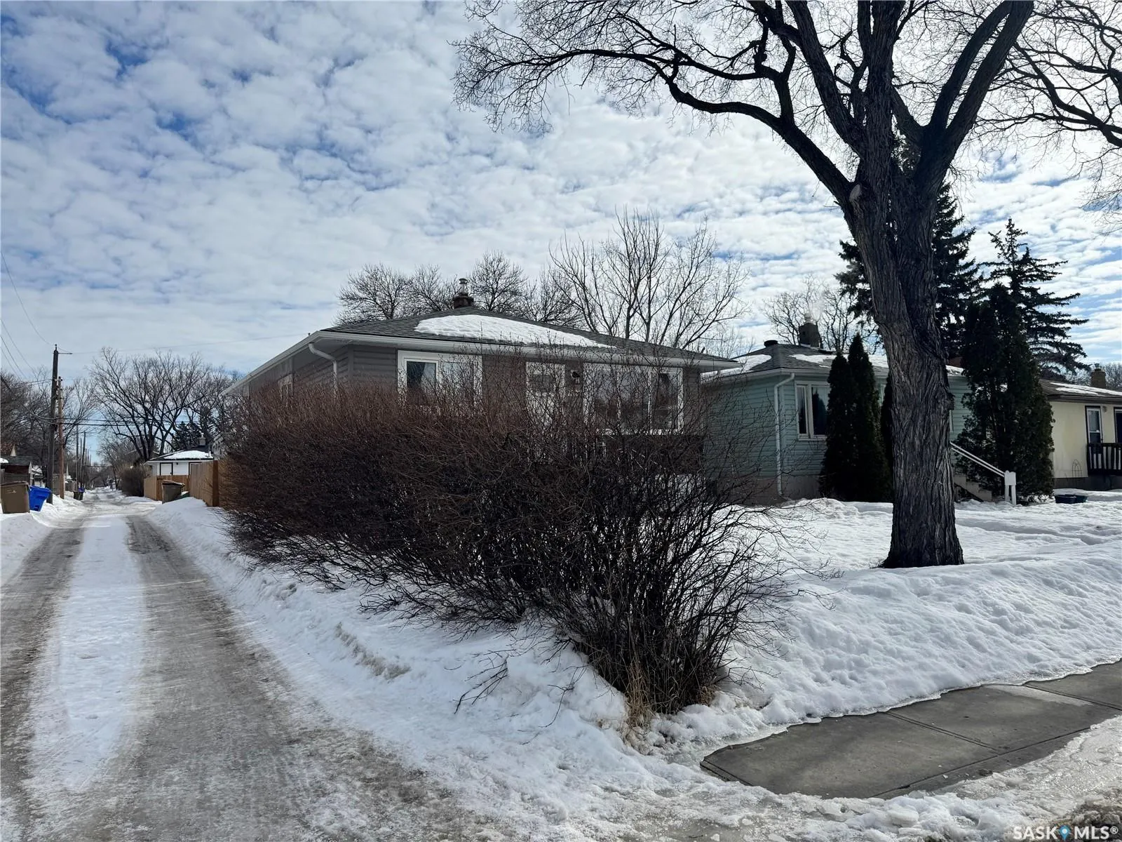 1327 Royal STREET