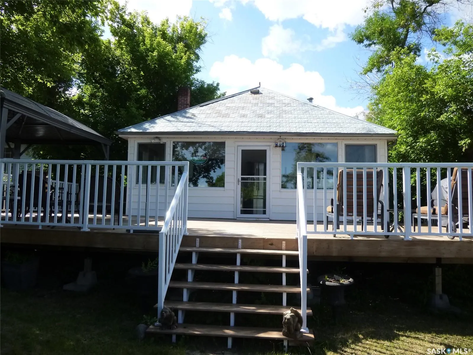 347 Daly AVENUE