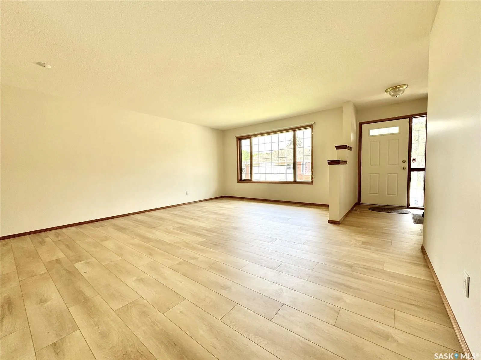 1118 Selo PLACE