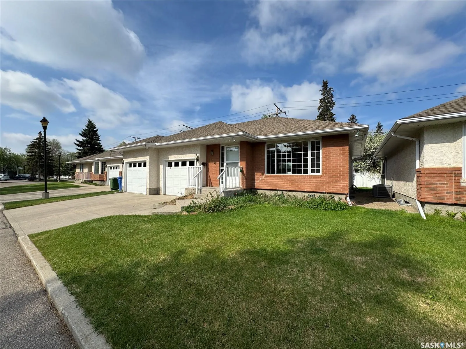1118 Selo PLACE