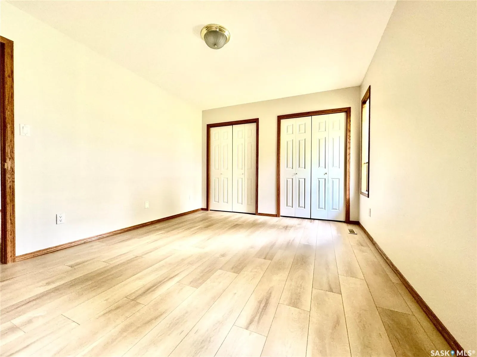 1118 Selo PLACE