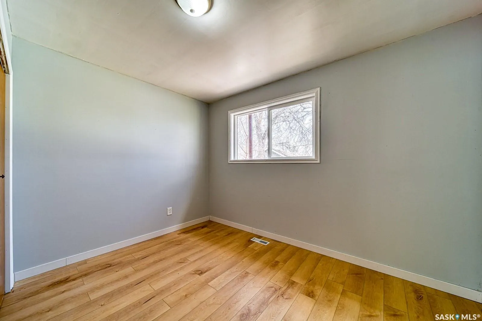 824 Retallack STREET
