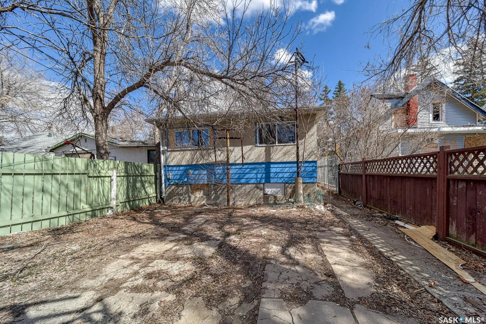824 Retallack STREET