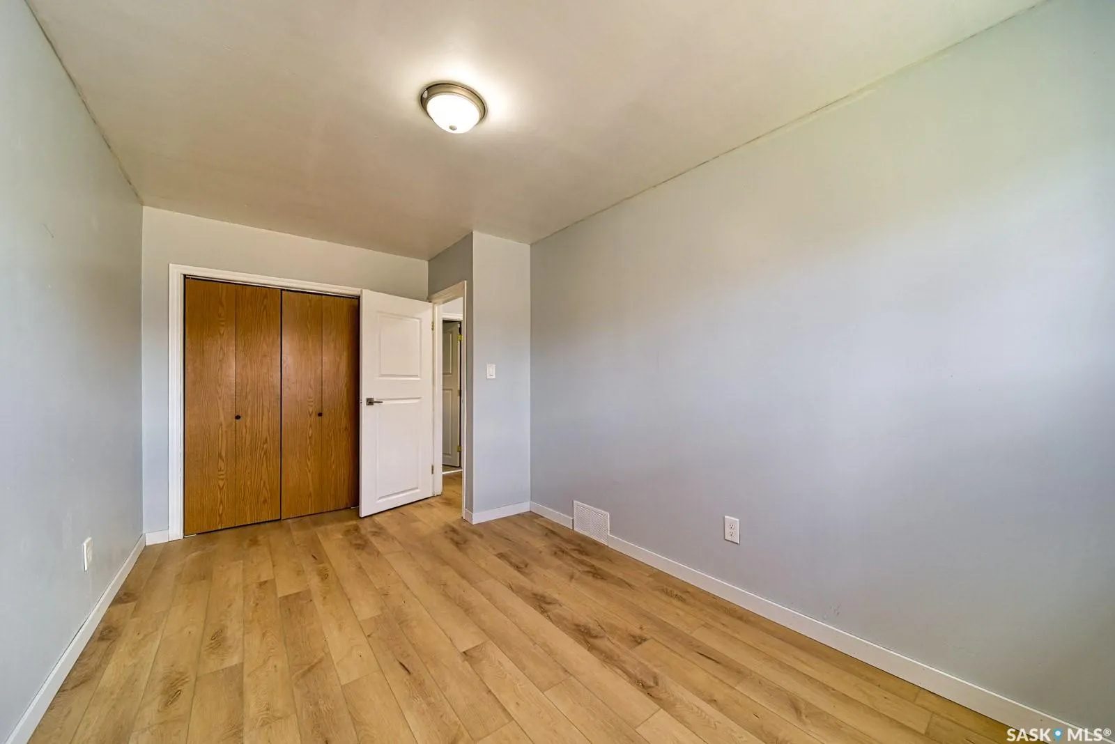 824 Retallack STREET