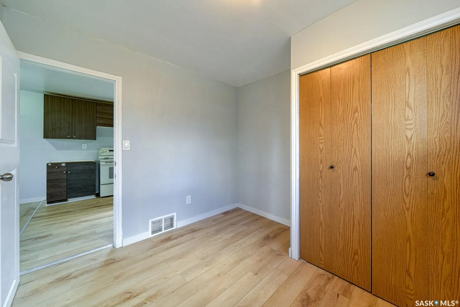 824 Retallack STREET