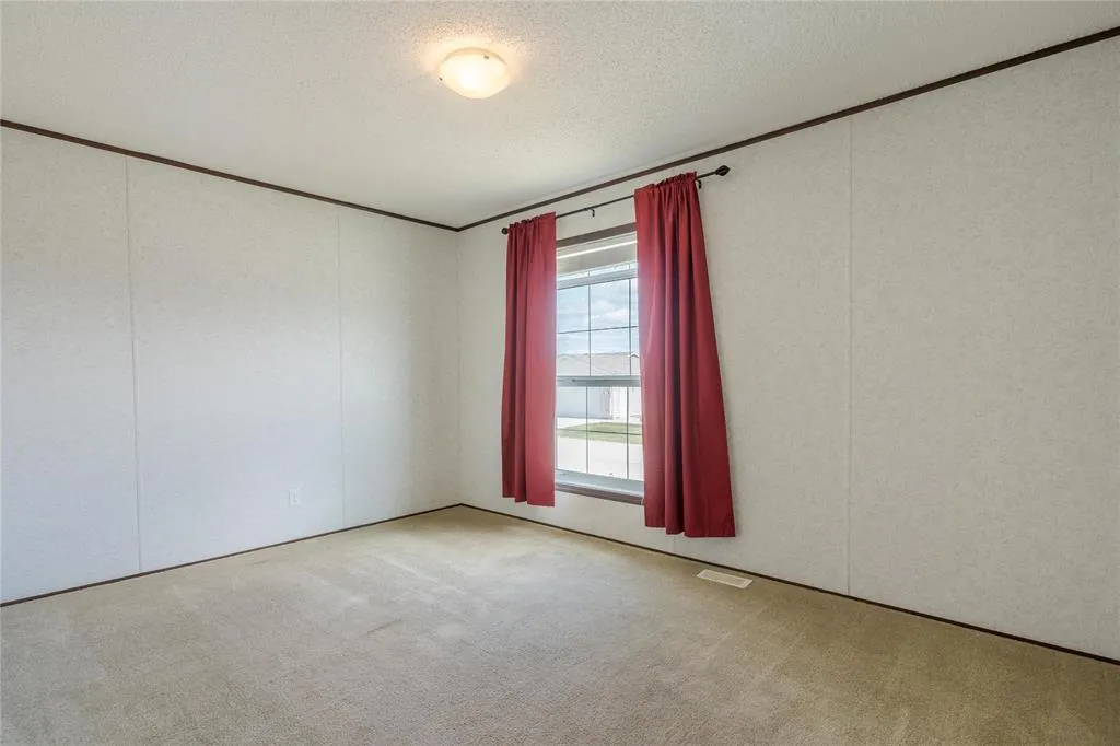 34 Sunset Crescent