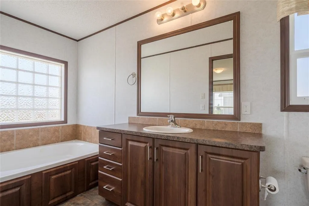 34 Sunset Crescent