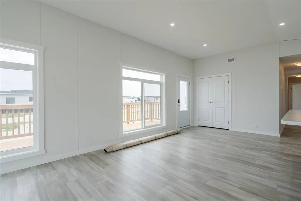22 Vista Lane