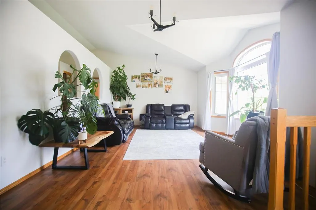 112 Cranberry Road