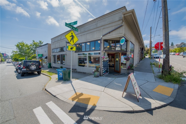 6408 Latona Avenue NE, Seattle, WA 98115, Seattle