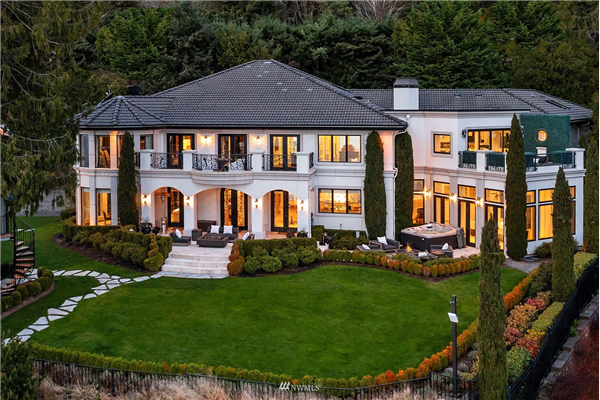 905 Shoreland Drive SE, Bellevue, WA 98004-6738, Bellevue