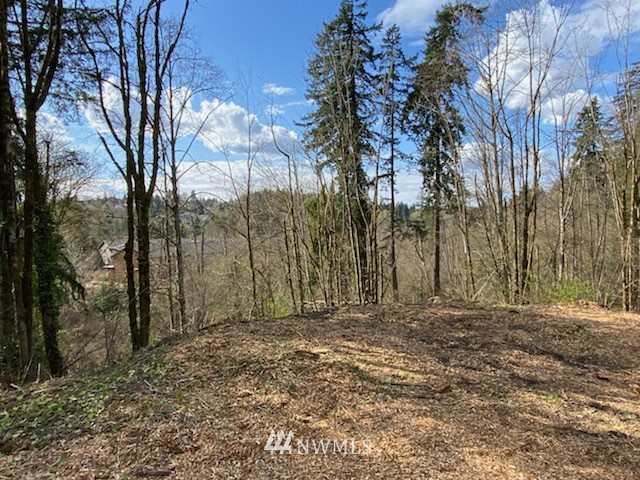 Listing 1940592 - Large Photo # 1