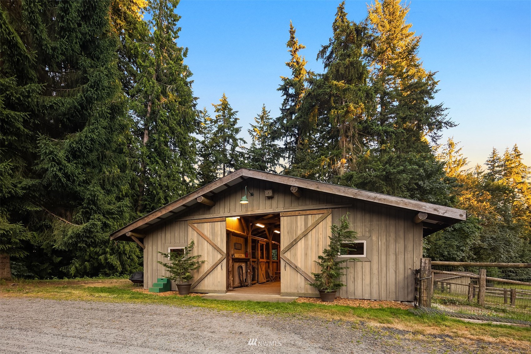 Listing 1968443 - Large Photo # 32