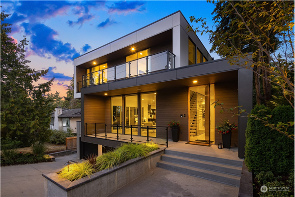 10211 NE 24th Street , Bellevue, WA 98004, Bellevue