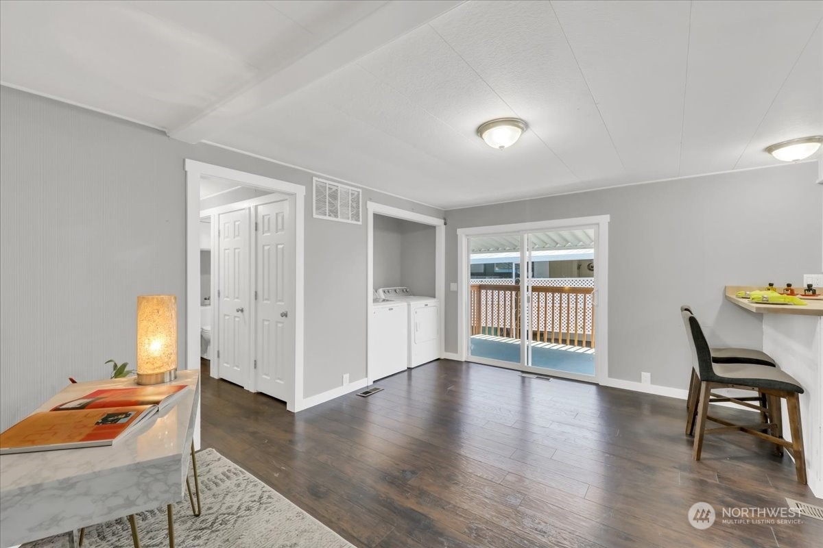 Listing 2021538 - Large Photo # 18