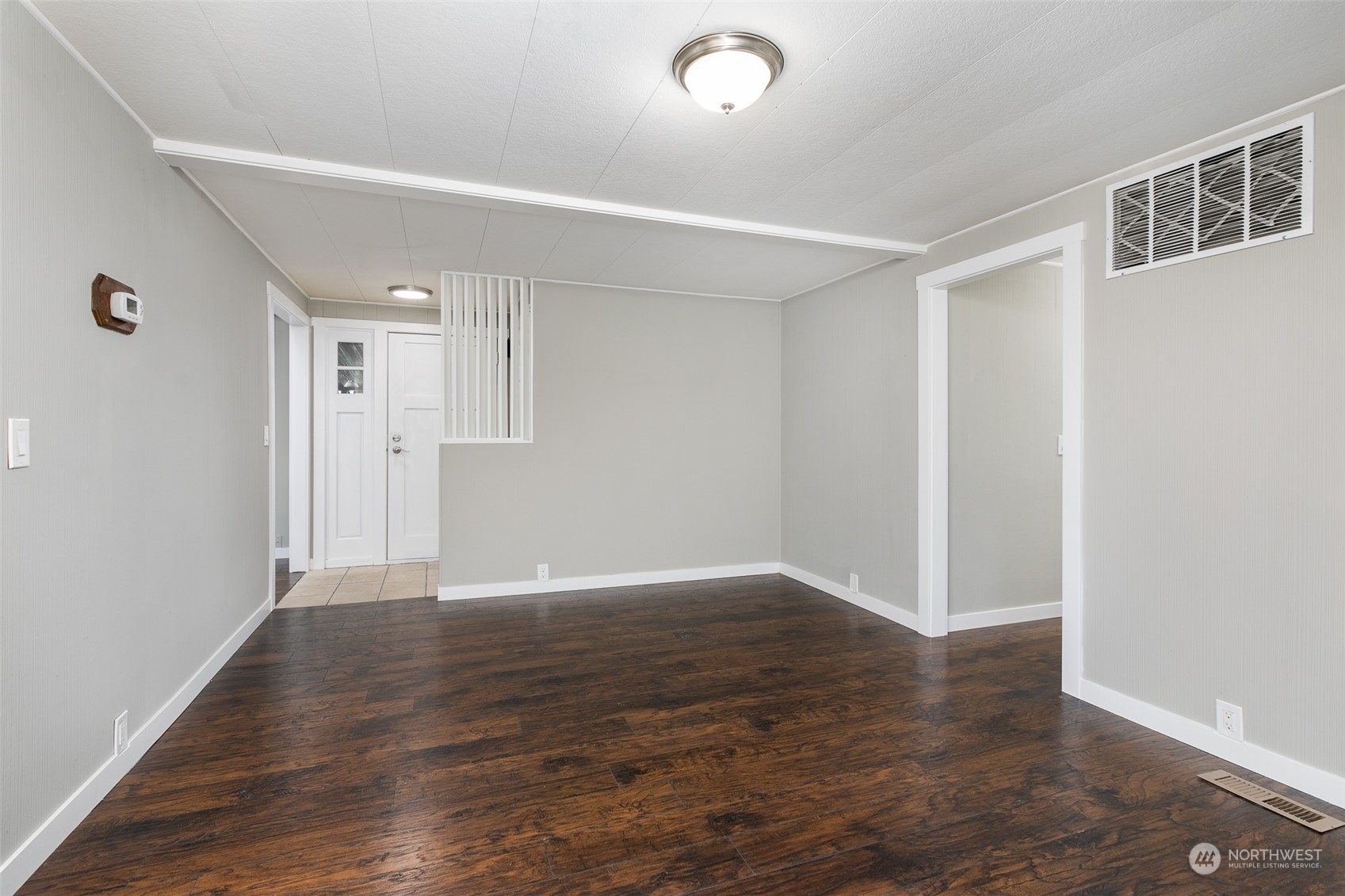 Listing 2021538 - Large Photo # 11