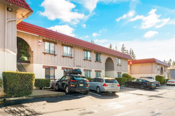 15705 NE 18th Street #F-4, Bellevue, WA 98008, Bellevue