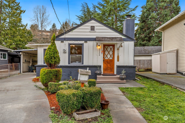 9053 49th Avenue NE, Seattle, WA 98115, Seattle