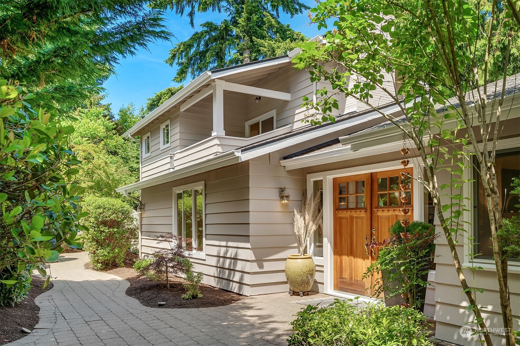 Listing 2036625 - Large Photo # 1
