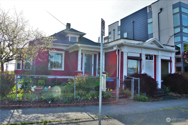 2000 14TH Avenue S, Seattle, WA 98144-4206, Seattle