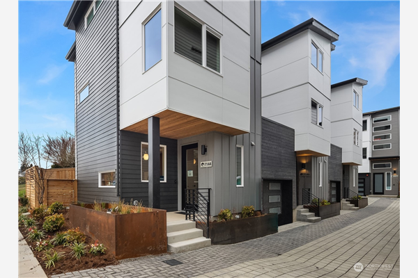 7146 44th Avenue S, Seattle, WA 98118, Seattle