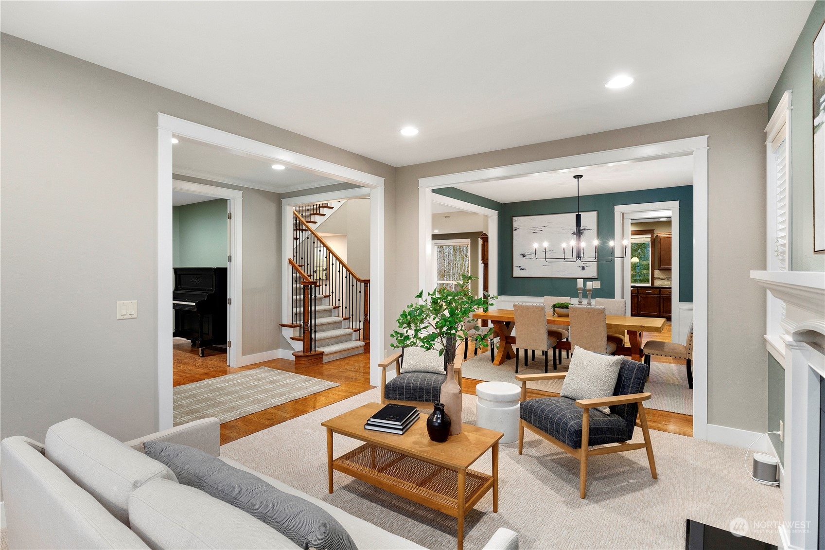 Listing 2043422 - Large Photo # 6
