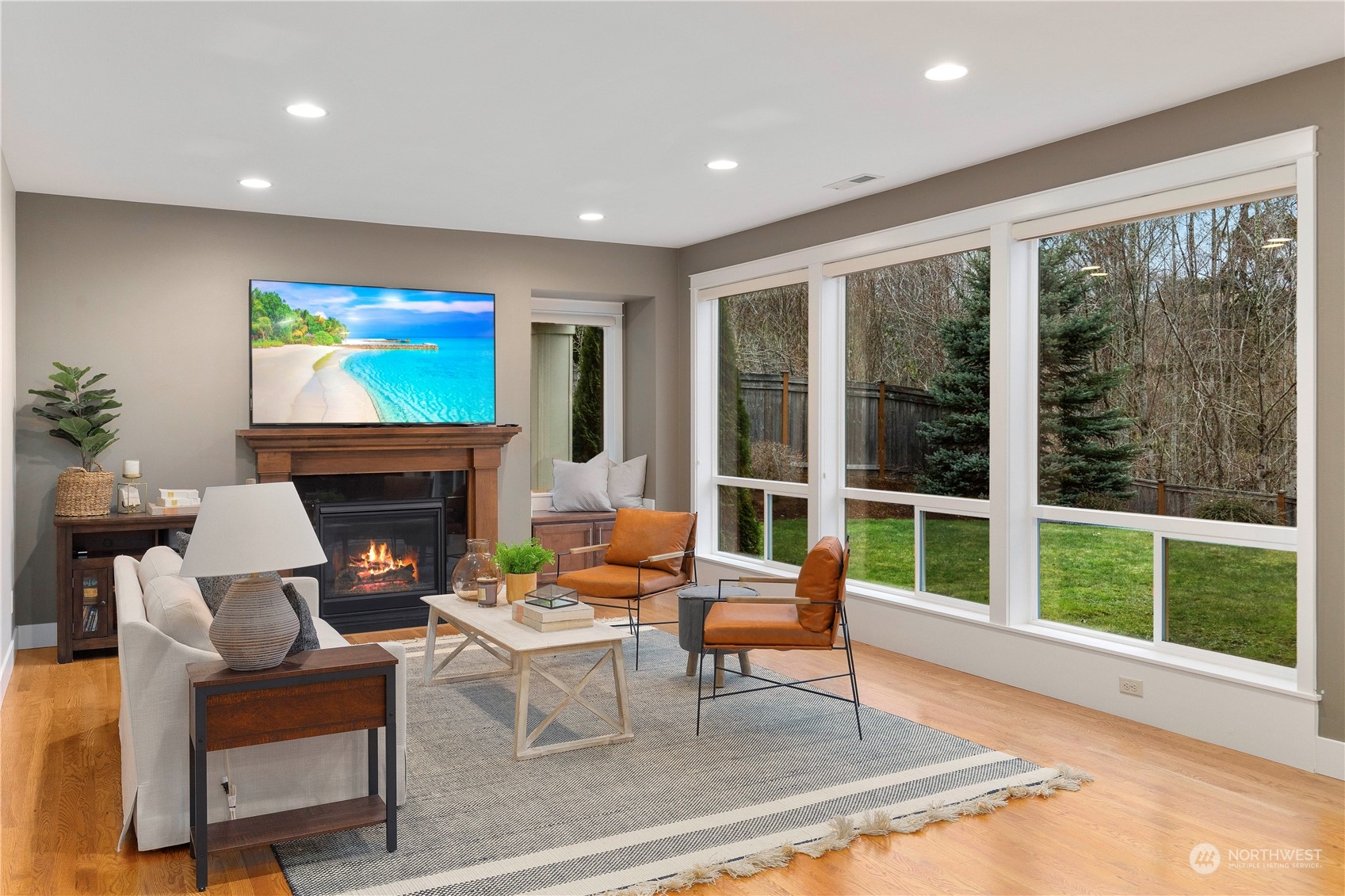 Listing 2043422 - Large Photo # 14