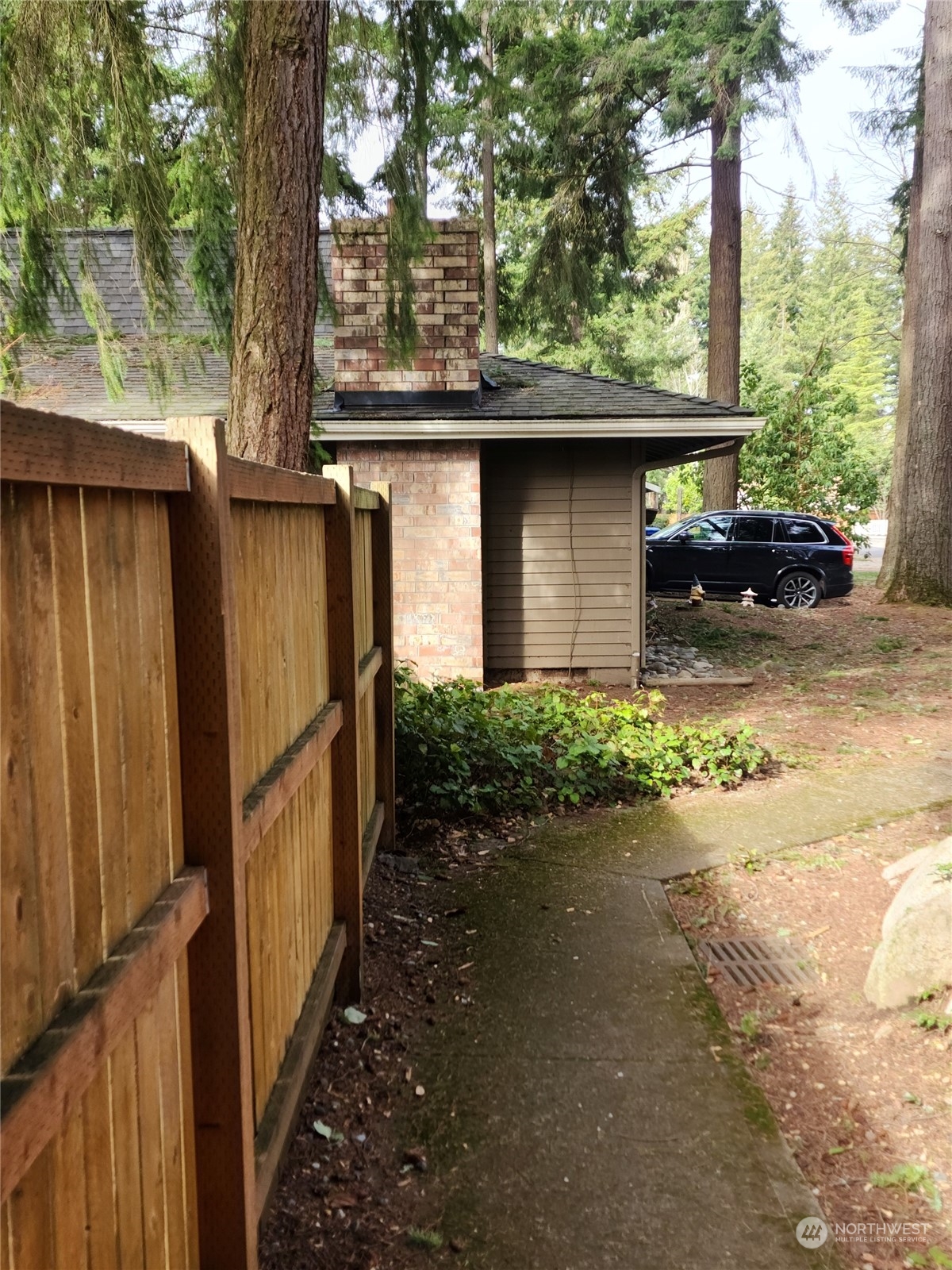 Listing 2043909 - Large Photo # 4