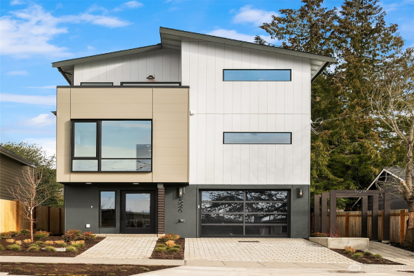 526 28TH Avenue S, Seattle, WA 98144, Seattle