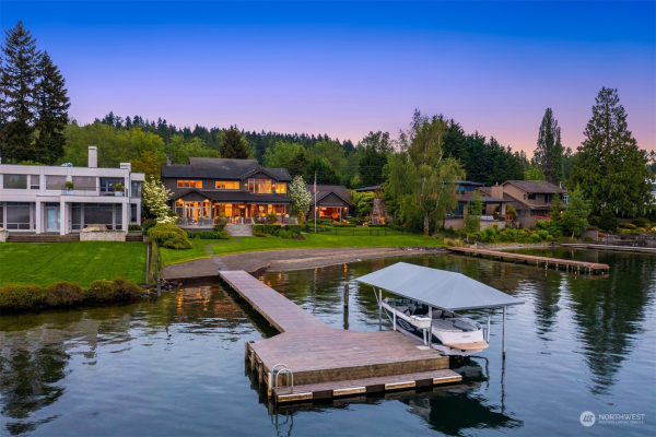 181 185 E Lake Sammamish Parkway SE, Sammamish, WA 98074-3811, Sammamish