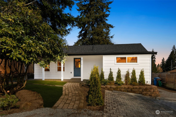 2518 NE 140th Street #A, Seattle, WA 98125, Seattle