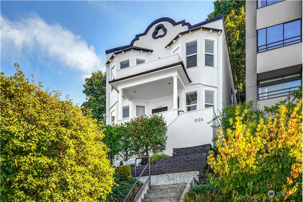 1124 Lakeview Boulevard E #I-4, Seattle, WA 98102, Seattle