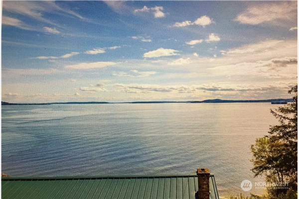 2318 Perkins Lane W, Seattle, WA 98199, Seattle