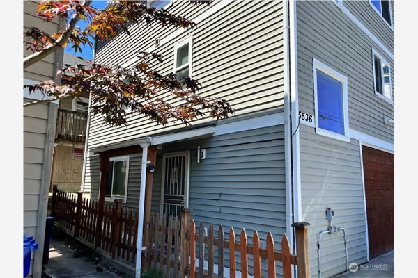 5536 15th Avenue S, Seattle, WA 98108, Seattle