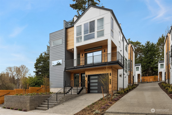 2344 NE 90th Street , Seattle, WA 98115, Seattle